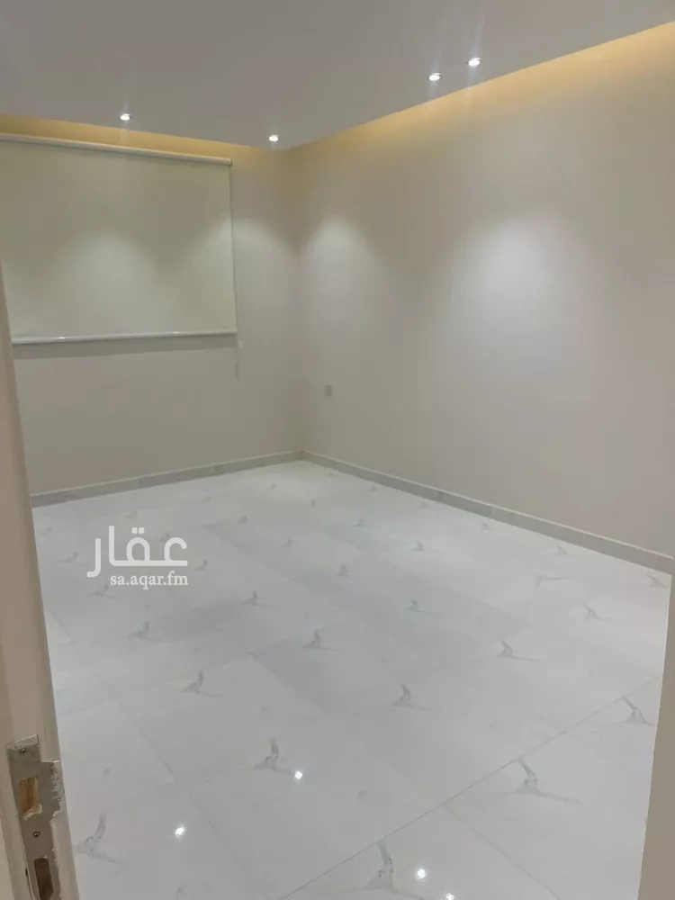 شقة للإيجار في شارع جبل الأرام, حي ظهرة لبن, مدينة الرياض, منطقة الرياض