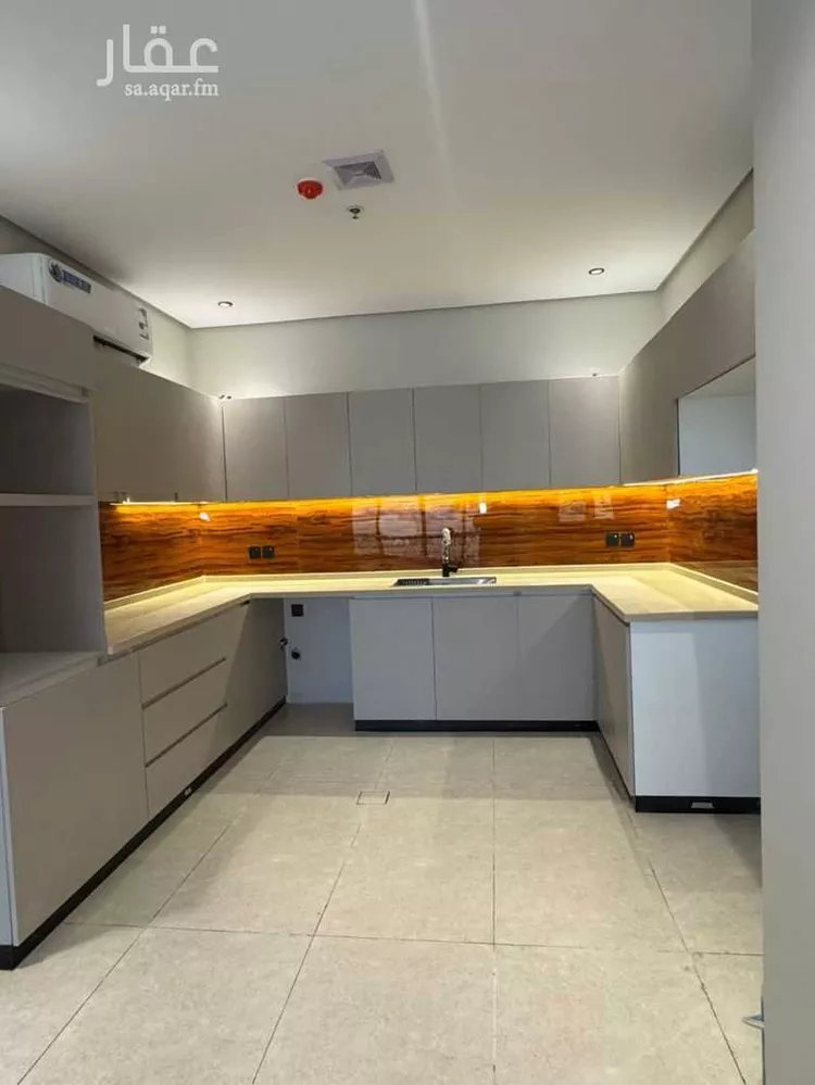 شقة للبيع في شارع سالم البصري, حي ضاحية الملك فهد, مدينة الدمام, المنطقة الشرقية صورة 4