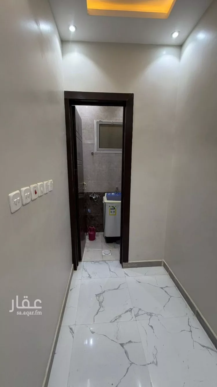 فيلا للبيع في شارع محمد الرباحي, حي الرمال, مدينة الرياض, منطقة الرياض صورة 3
