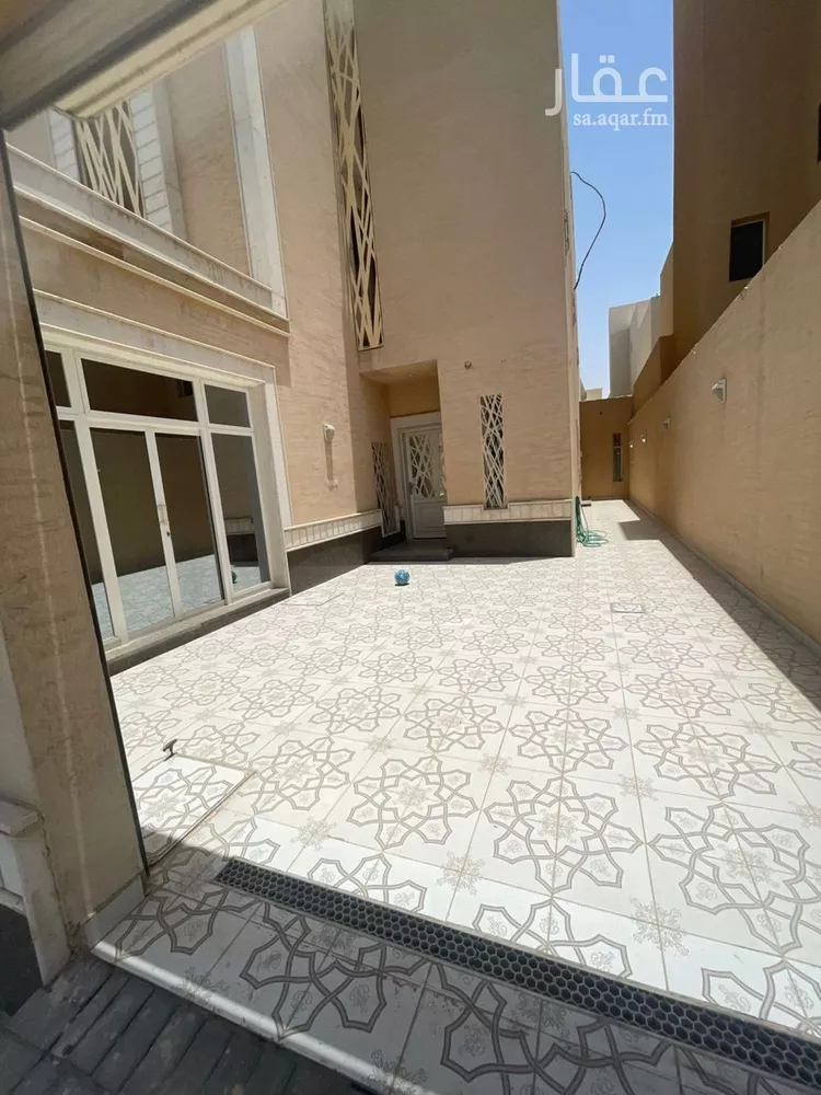 فيلا للبيع في شارع الأسنة, حي الدار البيضاء, مدينة الرياض, منطقة الرياض صورة 4