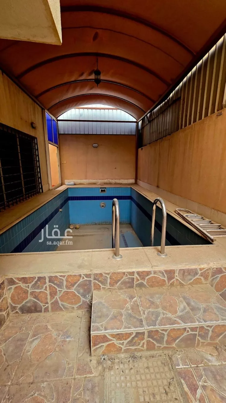 فيلا للبيع في شارع وادي الزرقاء, حي النهضة, مدينة الرياض, منطقة الرياض صورة 4