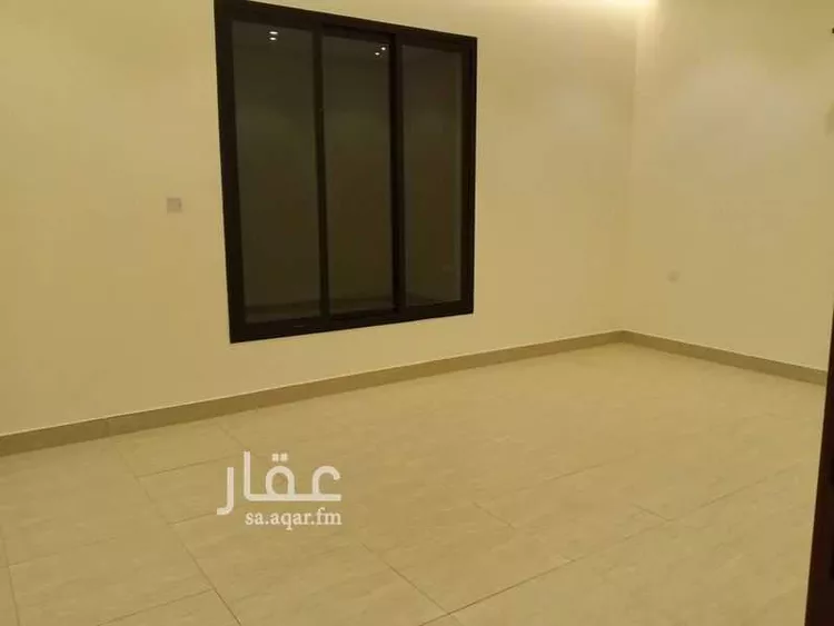 فيلا للبيع في شارع محمد بن مسلمة الأنصاري ، حي الملز ، الرياض ، منطقة الرياض صورة 2