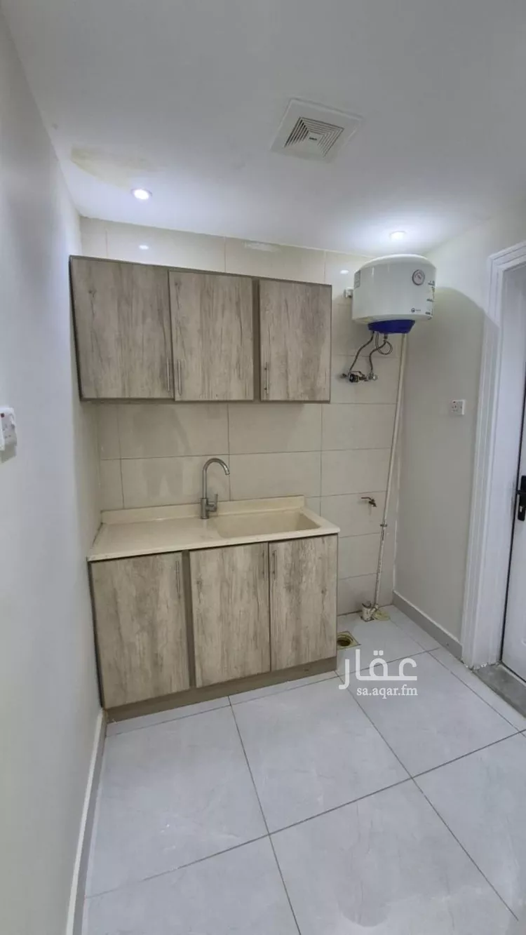 شقة للإيجار في شارع عبدالرحمن بن مهنا, حي الملك فيصل, مدينة الرياض, منطقة الرياض صورة 3