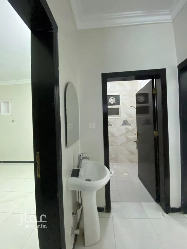 Floor for Rent in Riyadh Tuwaiq صورة 3