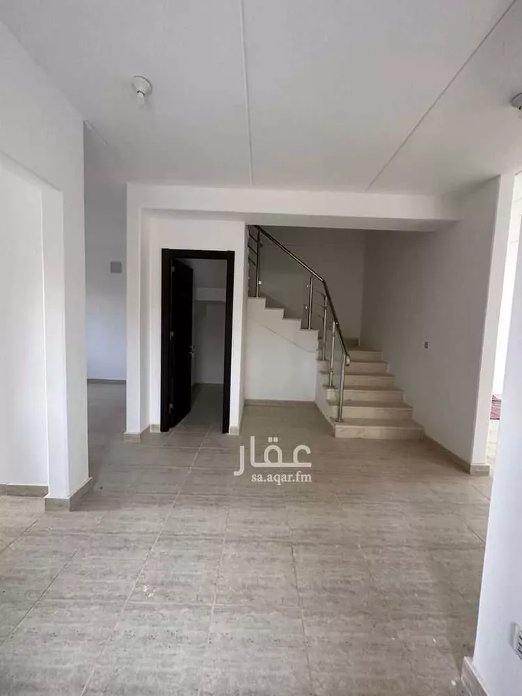 فيلا للبيع في شارع عمر بن عبدالله قاضي, حي مطار الملك خالد الدولي, مدينة الرياض, منطقة الرياض 8