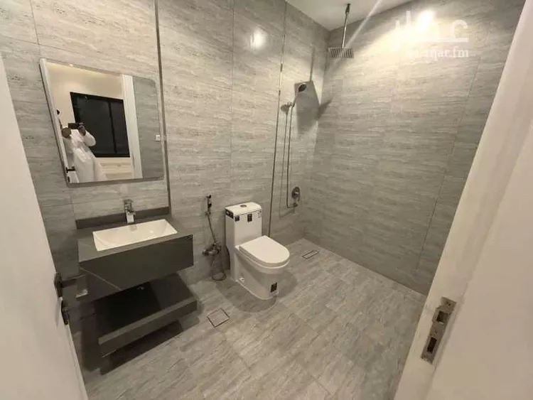 فيلا للبيع في شارع إسماعيل بن أبي اليسر, حي العارض, مدينة الرياض, منطقة الرياض صورة 3