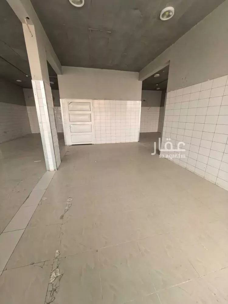 Shop for Rent in Riyadh Al Arid صورة 5
