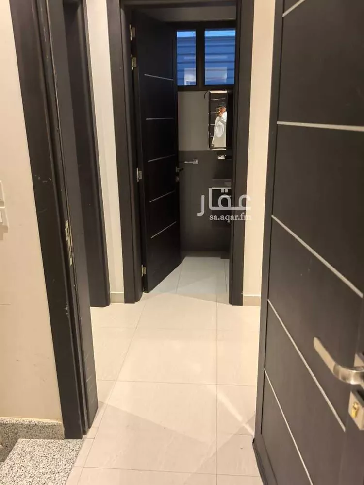 Floor for Rent in Riyadh Al Arid 20
