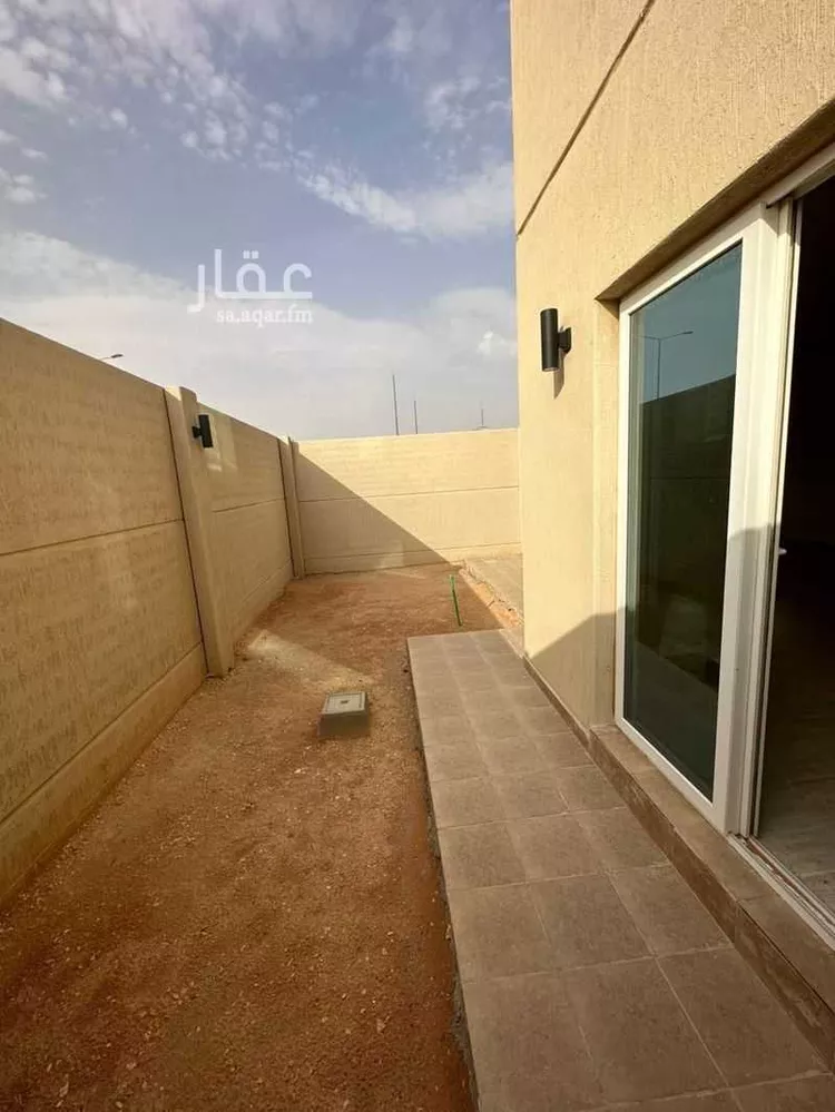 فيلا للإيجار في شارع عمر بن عبدالله قاضي, حي مطار الملك خالد الدولي, مدينة الرياض, منطقة الرياض 22