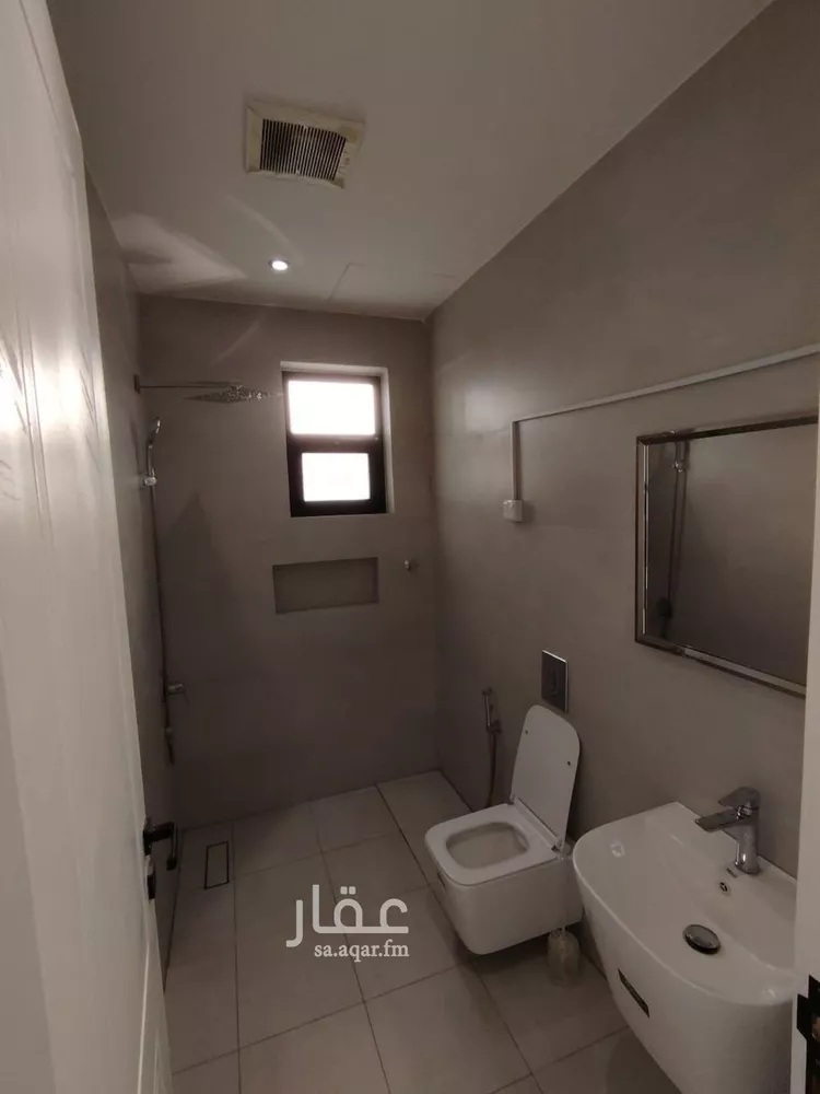 شقة للإيجار في شارع ابي جعفر المنصور, حي غرناطة, مدينة الرياض, منطقة الرياض