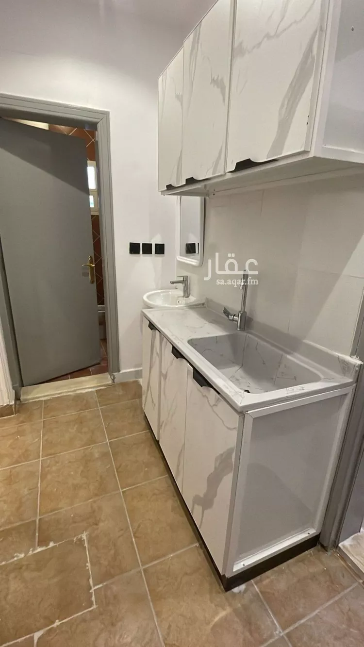 شقة للإيجار في شارع شهيد الدين ثم الوطن يحيى محمد يحيى الش, حي القيروان, مدينة الرياض, منطقة الرياض صورة 2