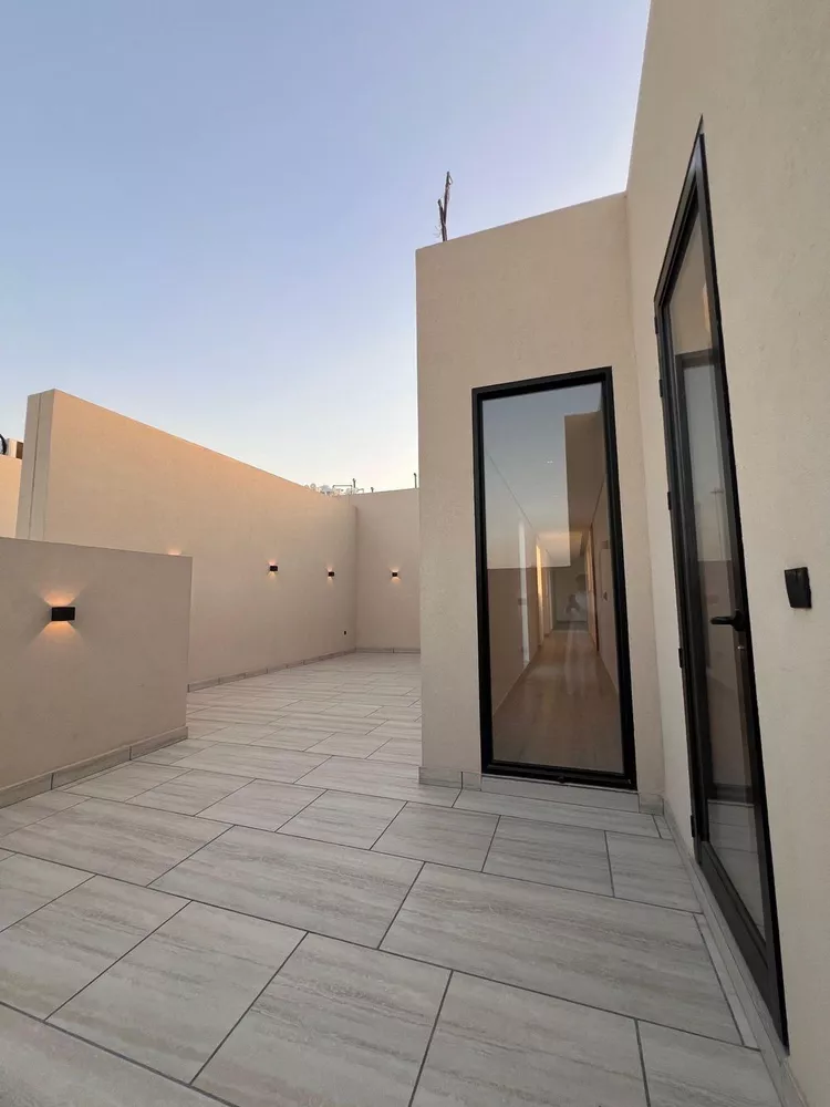 دور للبيع في شارع نور الدين أرسلان, حي الربوة, مدينة الرياض, منطقة الرياض صورة 5