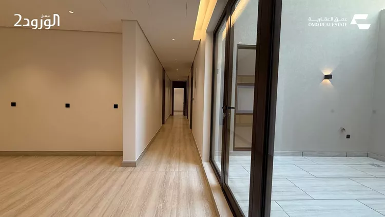 Floor for Sale in Riyadh Al Wurud 6