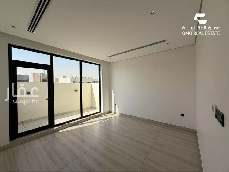 دور للبيع في شارع الثغر ، حي الملك عبدالله ، الرياض ، منطقة الرياض صورة 3