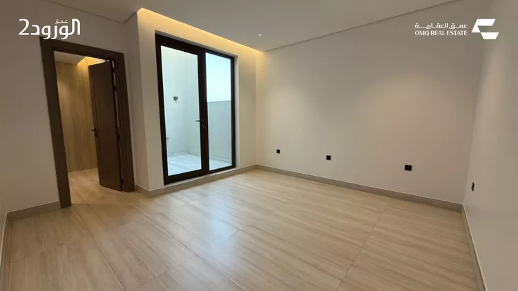 Floor for Sale in Riyadh Al Wurud 6