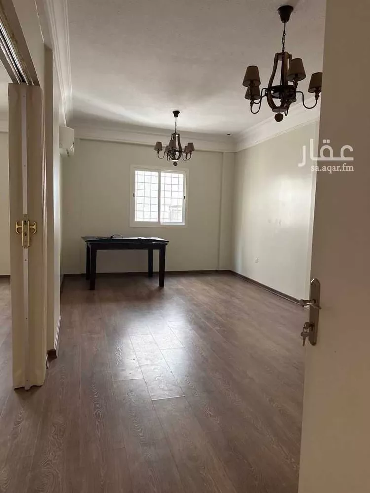شقة للبيع في شارع عتبة بن ربيعة, حي المنتزة, مدينة الدمام, المنطقة الشرقية صورة 2