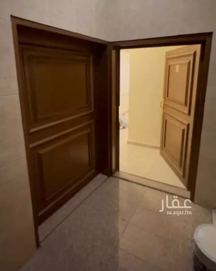 شقة للإيجار في شارع عبدالله ابن ربيعة, حي الظرفة, مدينة خميس مشيط, منطقة عسير صورة 2