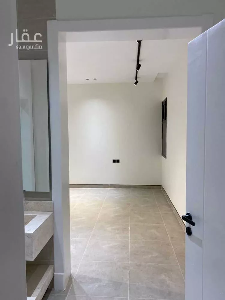 شقة للإيجار في شارع عمر التميمي, حي الظرفة, مدينة خميس مشيط, منطقة عسير صورة 2