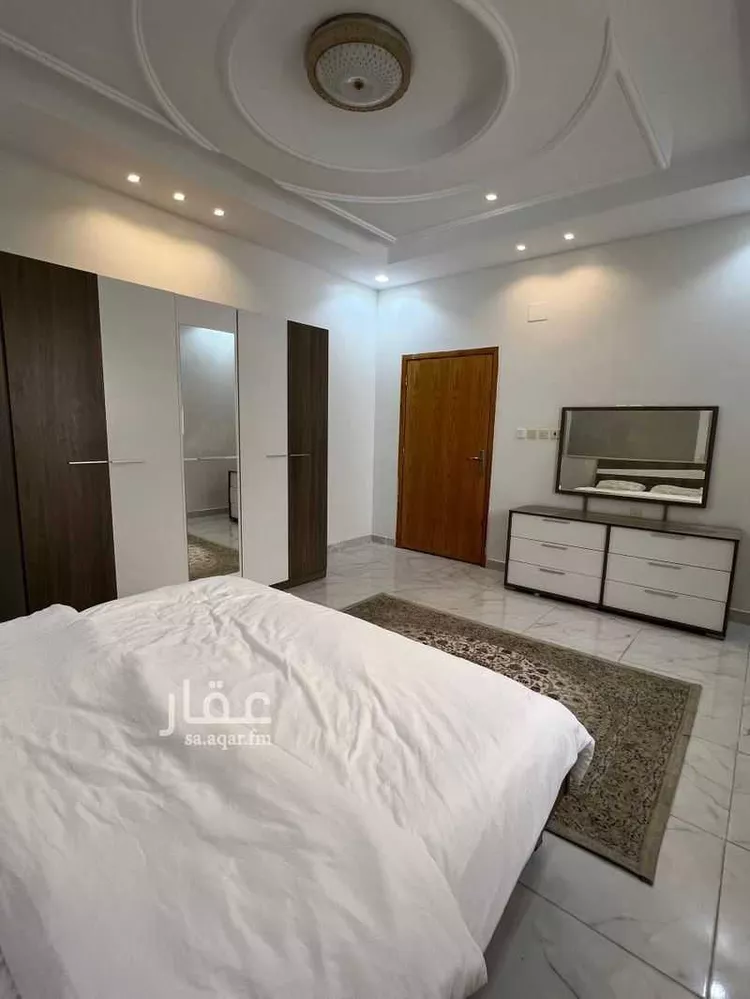 عمارة للإيجار في شارع محمد بن سعود, حي الظرفة, مدينة خميس مشيط, منطقة عسير صورة 2