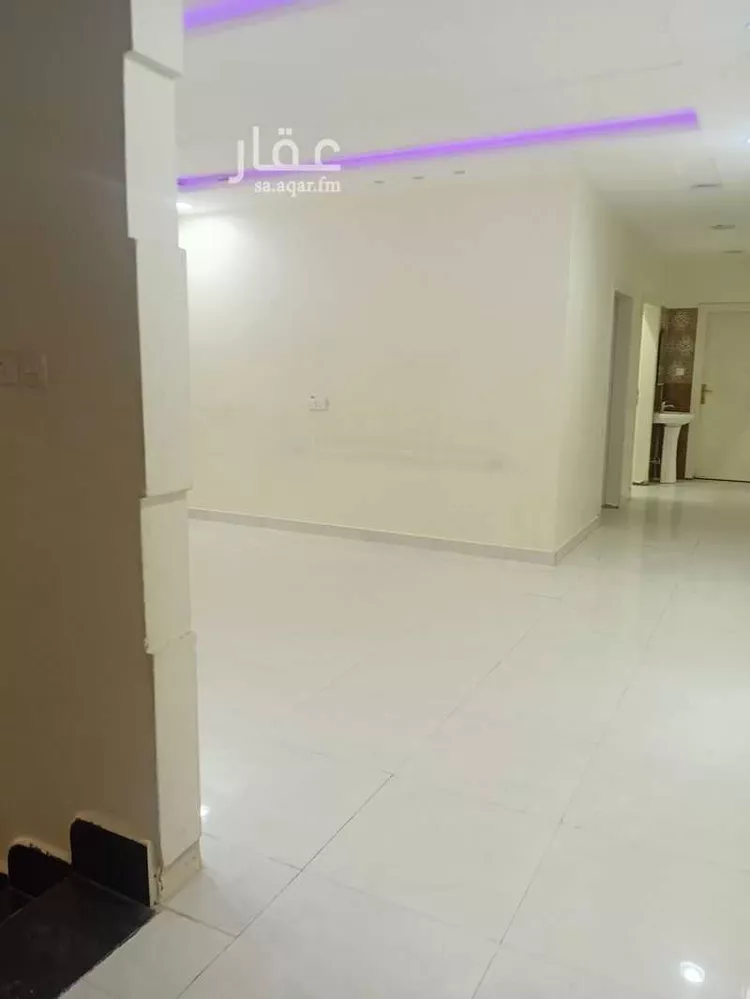 فيلا للإيجار في شارع صالح بن راشد, حي الجنادرية, مدينة الرياض, منطقة الرياض صورة 3