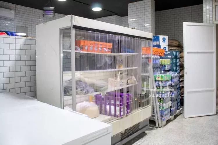 Shop for Rent in Riyadh Al Janadriyah صورة 4