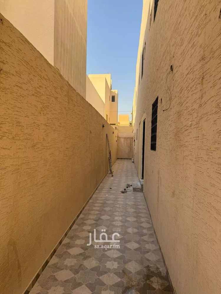 دور للإيجار في شارع حرملة بن المنذر الكندي, حي بدر, مدينة الرياض, منطقة الرياض صورة 4