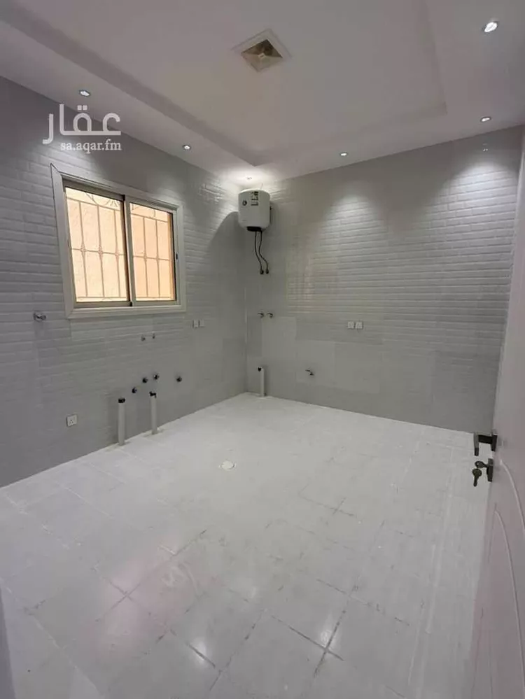 دور للبيع في شارع عبدالحميد السناري, حي عكاظ, مدينة الرياض, منطقة الرياض صورة 4
