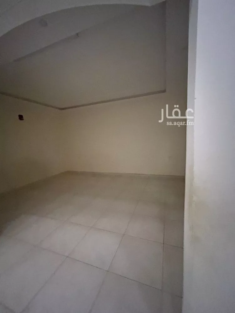 فيلا للإيجار في شارع القحيف العقيلي, حي العزيزية, مدينة الرياض, منطقة الرياض صورة 2