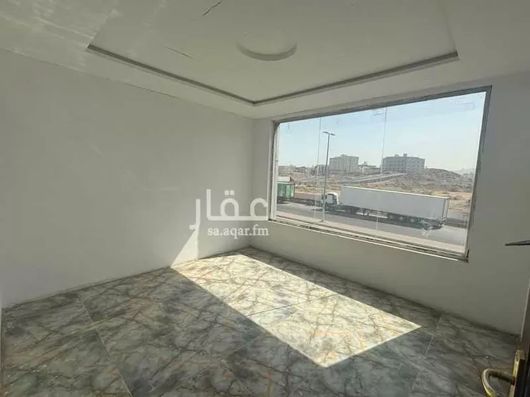 مكتب تجاري للإيجار في شارع سعيد التلمساني, حي الملك فهد, مدينة مكه المكرمه, منطقة مكة المكرمة صورة 3