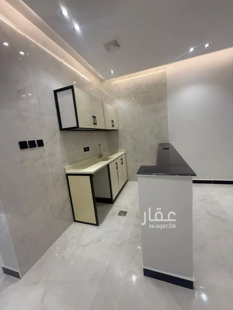 شقة للإيجار في شارع الشيخ ناصر بن سرحان بن منيخر, حي الحمراء, مدينة الرياض, منطقة الرياض صورة 4