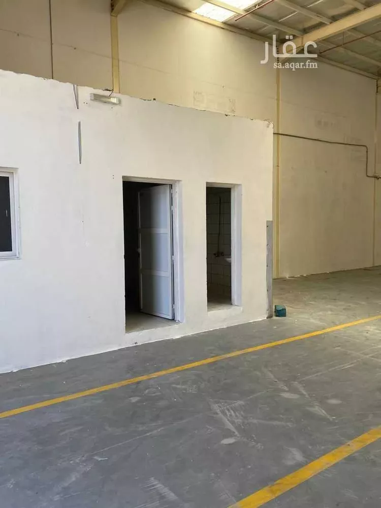 مستودع للإيجار في شارع عمر ابن العديم, حي الدار البيضاء, مدينة الرياض, منطقة الرياض صورة 2