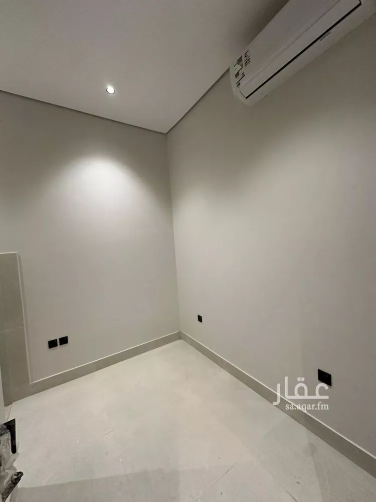 دور للبيع في شارع عبدالله بن ذهلان, حي العارض, مدينة الرياض, منطقة الرياض صورة 3