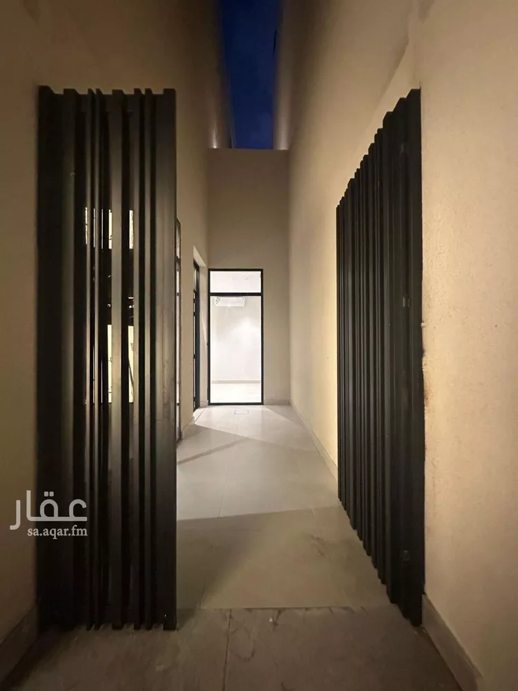 دور للبيع في شارع عبدالله بن ذهلان, حي العارض, مدينة الرياض, منطقة الرياض صورة 2
