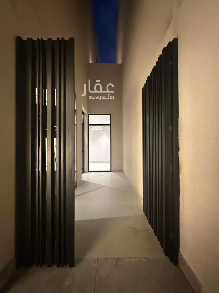 دور للبيع في شارع عبدالله بن ذهلان, حي العارض, مدينة الرياض, منطقة الرياض صورة 2