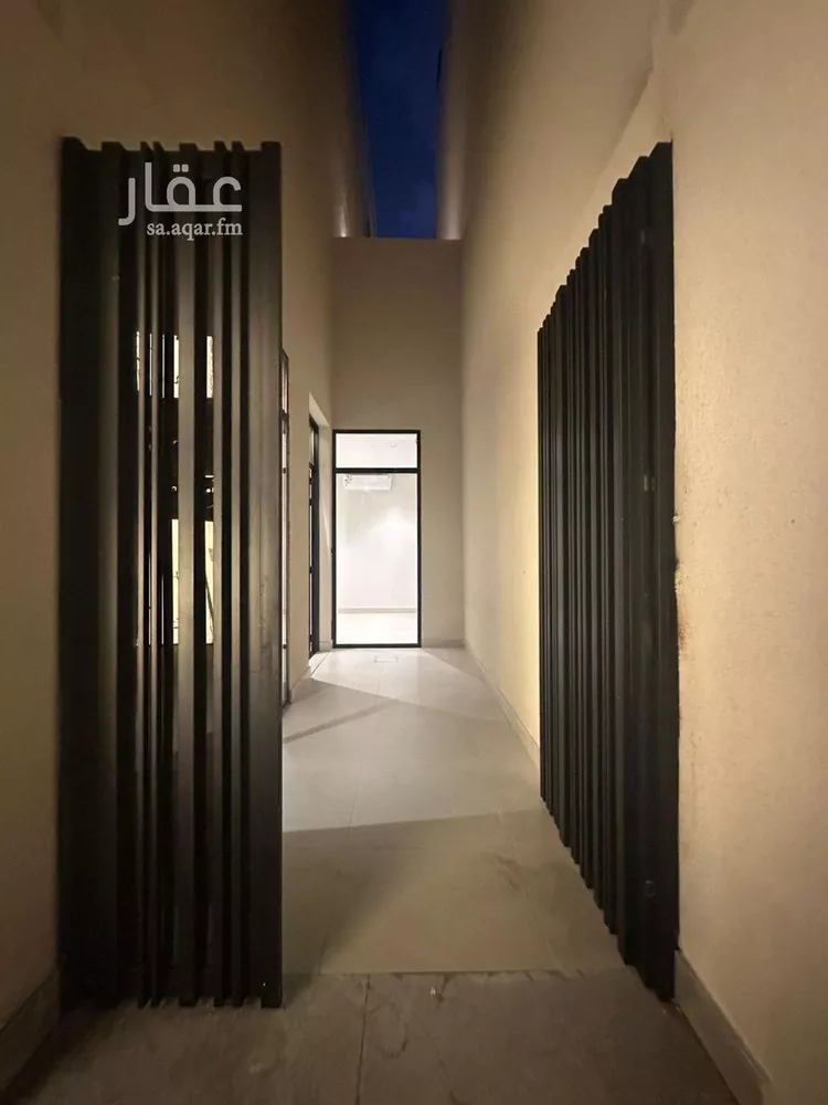 Floor for Sale in Riyadh Al Arid صورة 2
