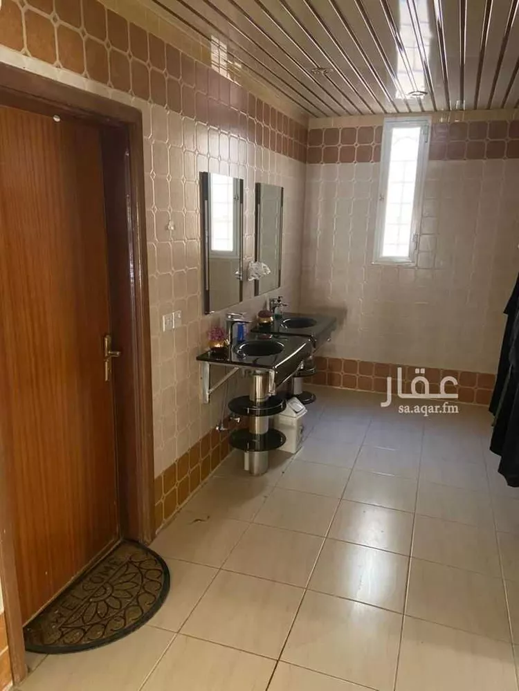 فيلا للبيع في شارع الغبيط, حي المصيف, مدينة الرياض, منطقة الرياض صورة 2