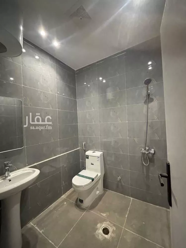 شقة للإيجار في شارع ابن هبة الله, حي الورود, مدينة الرياض, منطقة الرياض صورة 2