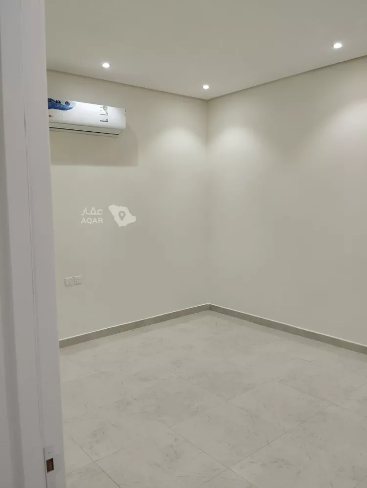 شقة للإيجار في شارع الحسين بن أبي محمد, حي العارض, مدينة الرياض, منطقة الرياض 8