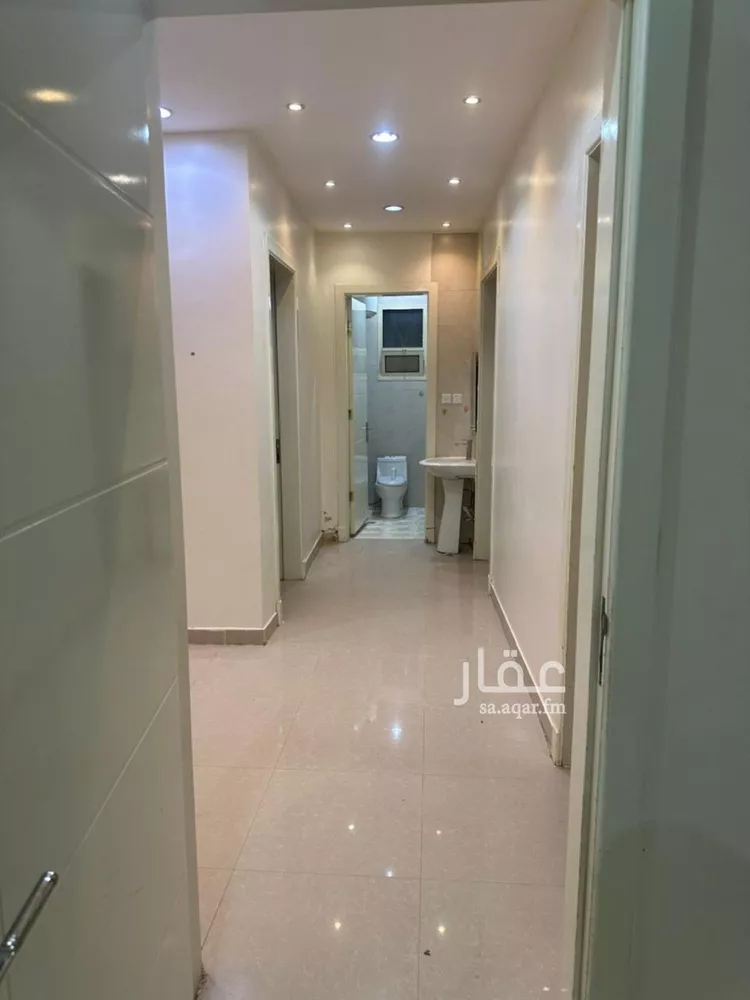 شقة للإيجار في شارع الخليفة المأمون, حي عكاظ, مدينة الرياض, منطقة الرياض