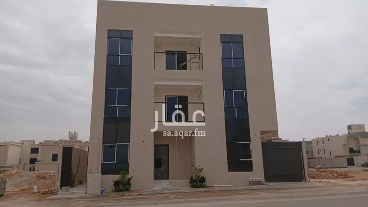 Building for Sale in Riyadh Al Mahdiyah