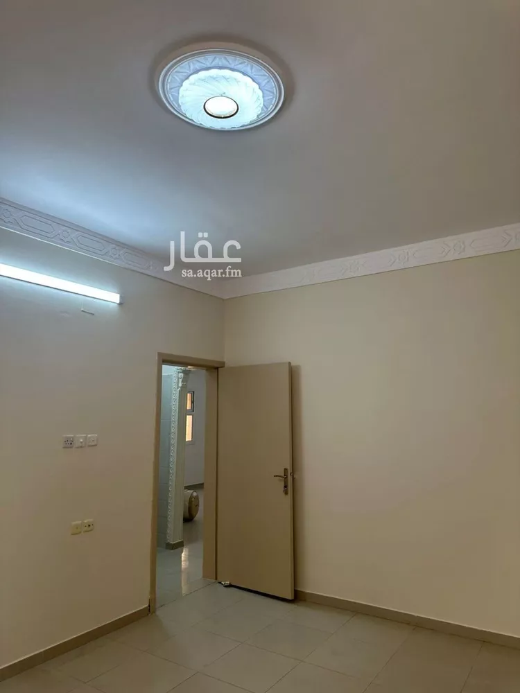 شقة للإيجار في شارع عكرمة الهاشمي, حي إشبيلية, مدينة الرياض, منطقة الرياض صورة 2