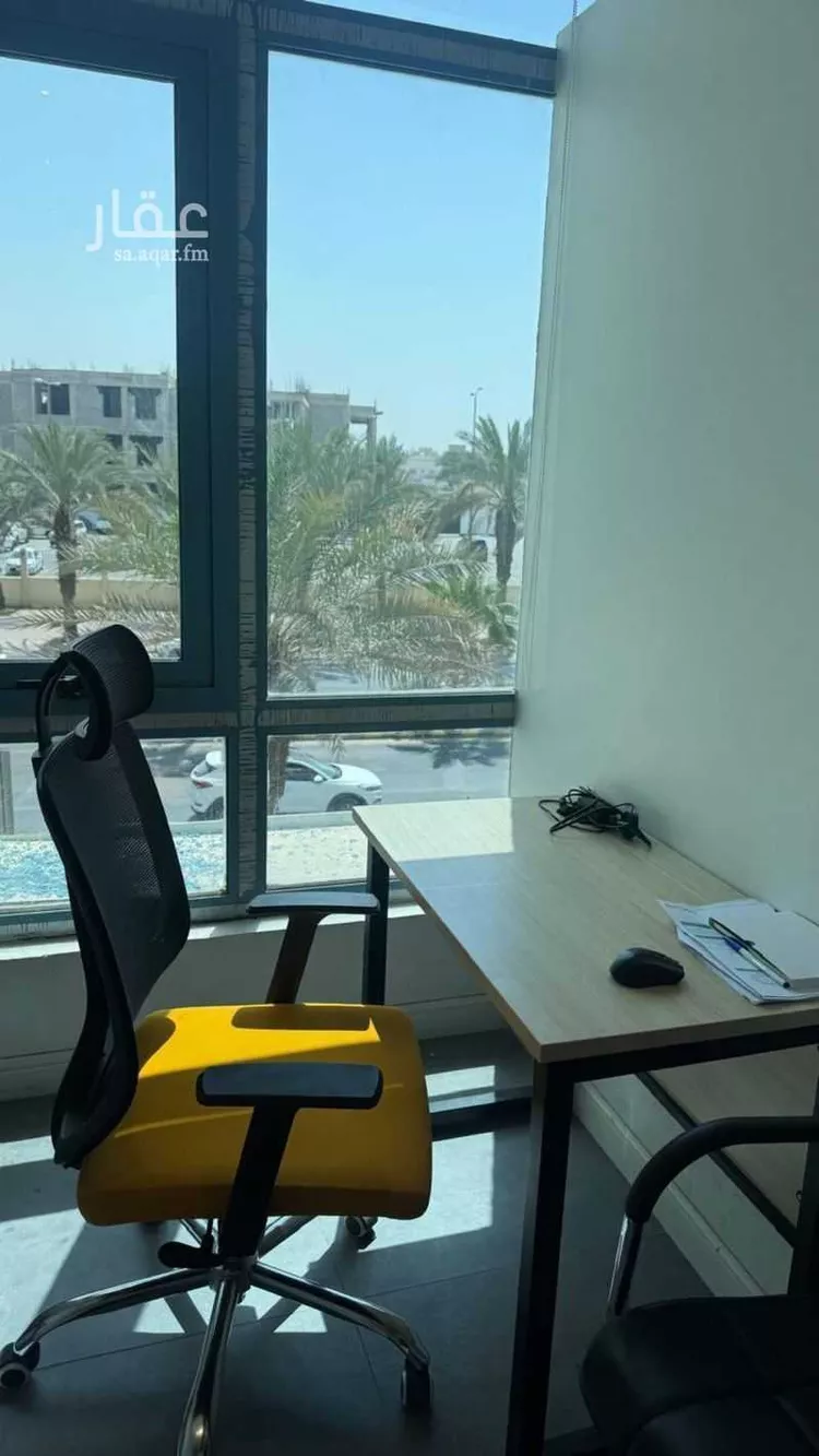 مكتب تجاري للإيجار في شارع خريص الفرعي, حي الروضة, مدينة الرياض, منطقة الرياض