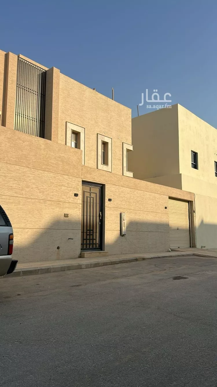 فيلا للإيجار في شارع محمد الفاضل الشنقيطي, حي عكاظ, مدينة الرياض, منطقة الرياض