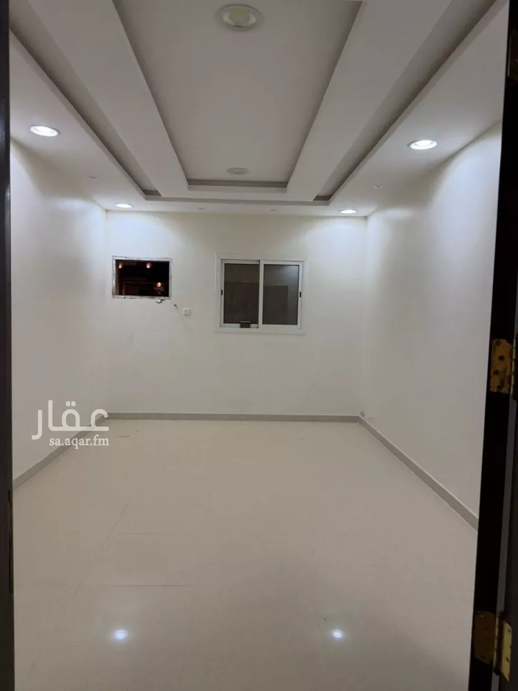 شقة للإيجار في شارع حسين بن صديق دحلان, حي عكاظ, مدينة الرياض, منطقة الرياض صورة 4