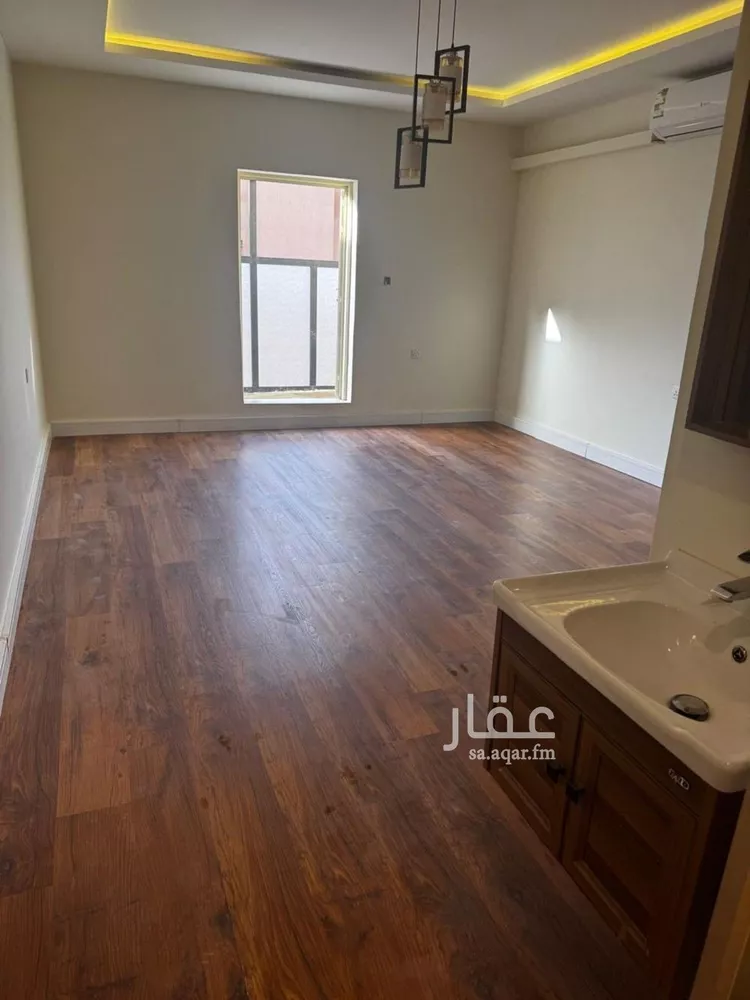 شقة للإيجار في شارع احمد بن نصر الخفاف, حي العارض, مدينة الرياض, منطقة الرياض