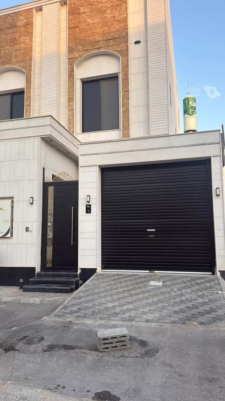 Villa for Rent in Riyadh Al Janadriyah
