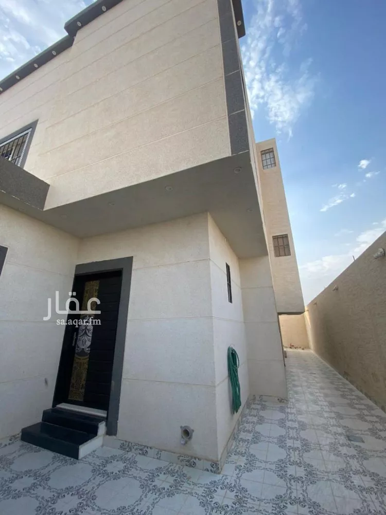 فيلا للإيجار في شارع حسين الجزيري, حي المهدية, مدينة الرياض, منطقة الرياض