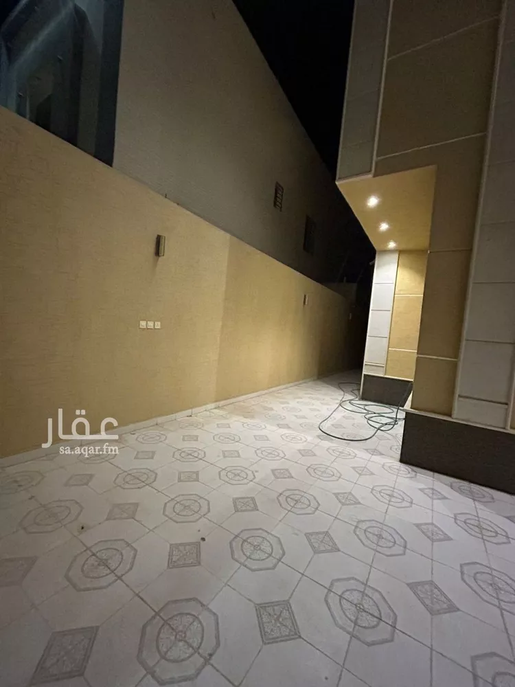 فيلا للإيجار في شارع زايد السبيعي, حي بدر, مدينة الرياض, منطقة الرياض صورة 3