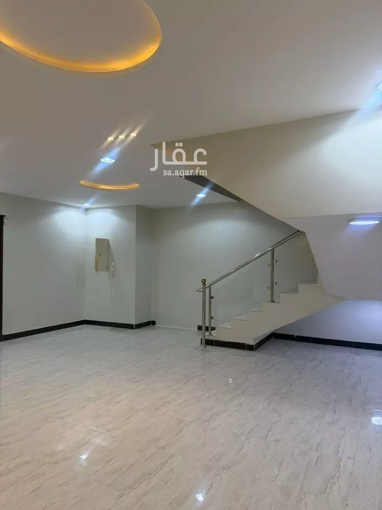 فيلا للإيجار في شارع زايد السبيعي, حي بدر, مدينة الرياض, منطقة الرياض صورة 2