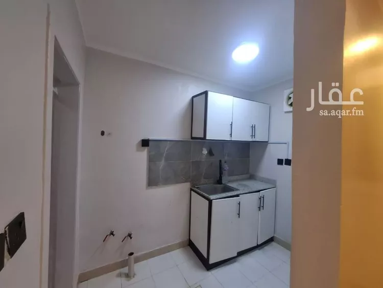 شقة للإيجار في شارع الامير ناصر بن عبدالعزيز, حي الروضة, مدينة الرياض, منطقة الرياض صورة 4